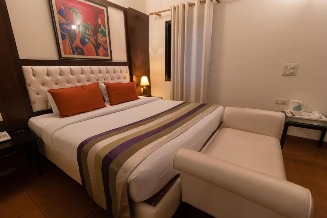 Naturoville Wellness Resort Rishikesh - Surrounded By Nature, Rooted In Wellness Doiwala Luaran gambar